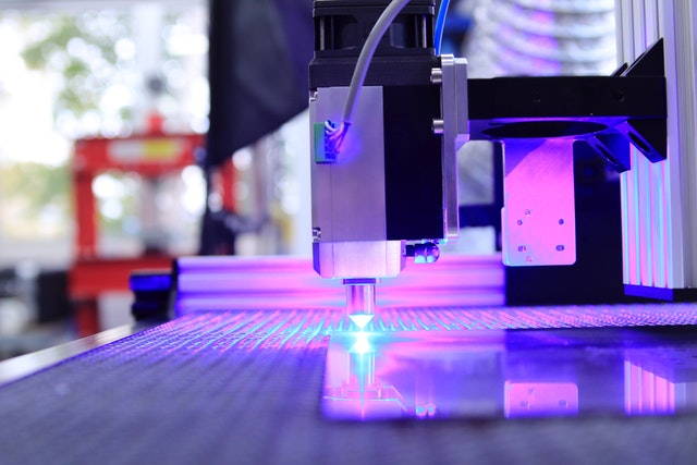 6 Contractor Tips to Find the Right Laser Cutting Machine